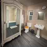 Spacious 1st Floor *