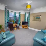 Spacious 1st Floor 凯西克