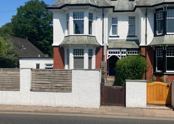 Apartment Spacious 1st Floor *